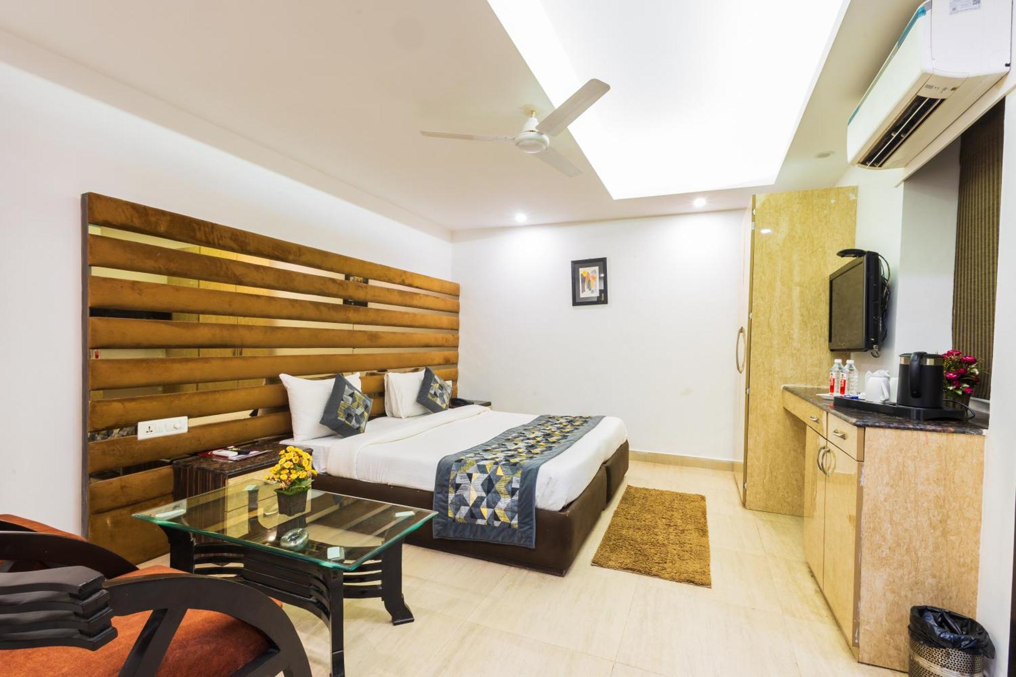 Hotel The Gold Inn - Karol Bagh Delhi Dış mekan fotoğraf