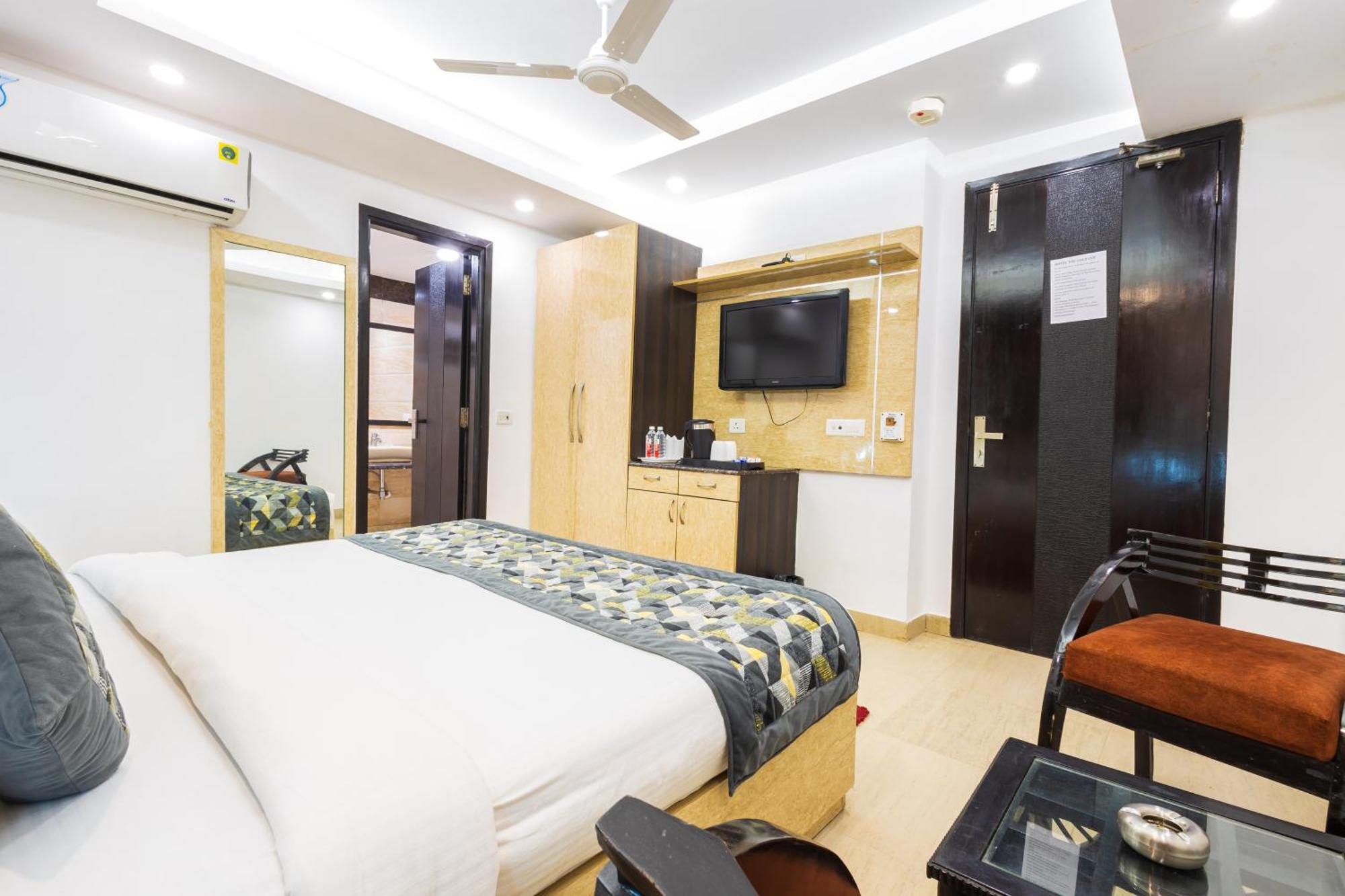 Hotel The Gold Inn - Karol Bagh Delhi Dış mekan fotoğraf