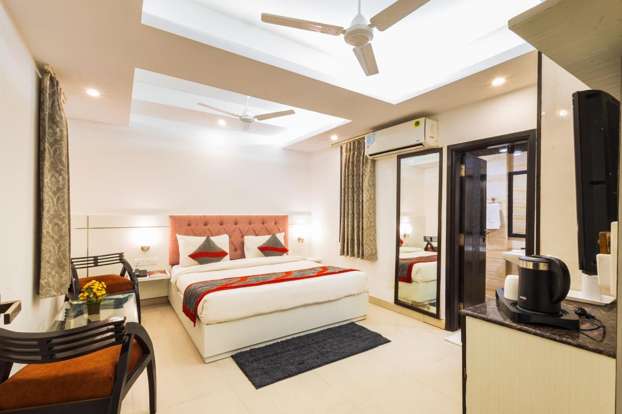 Hotel The Gold Inn - Karol Bagh Delhi Dış mekan fotoğraf