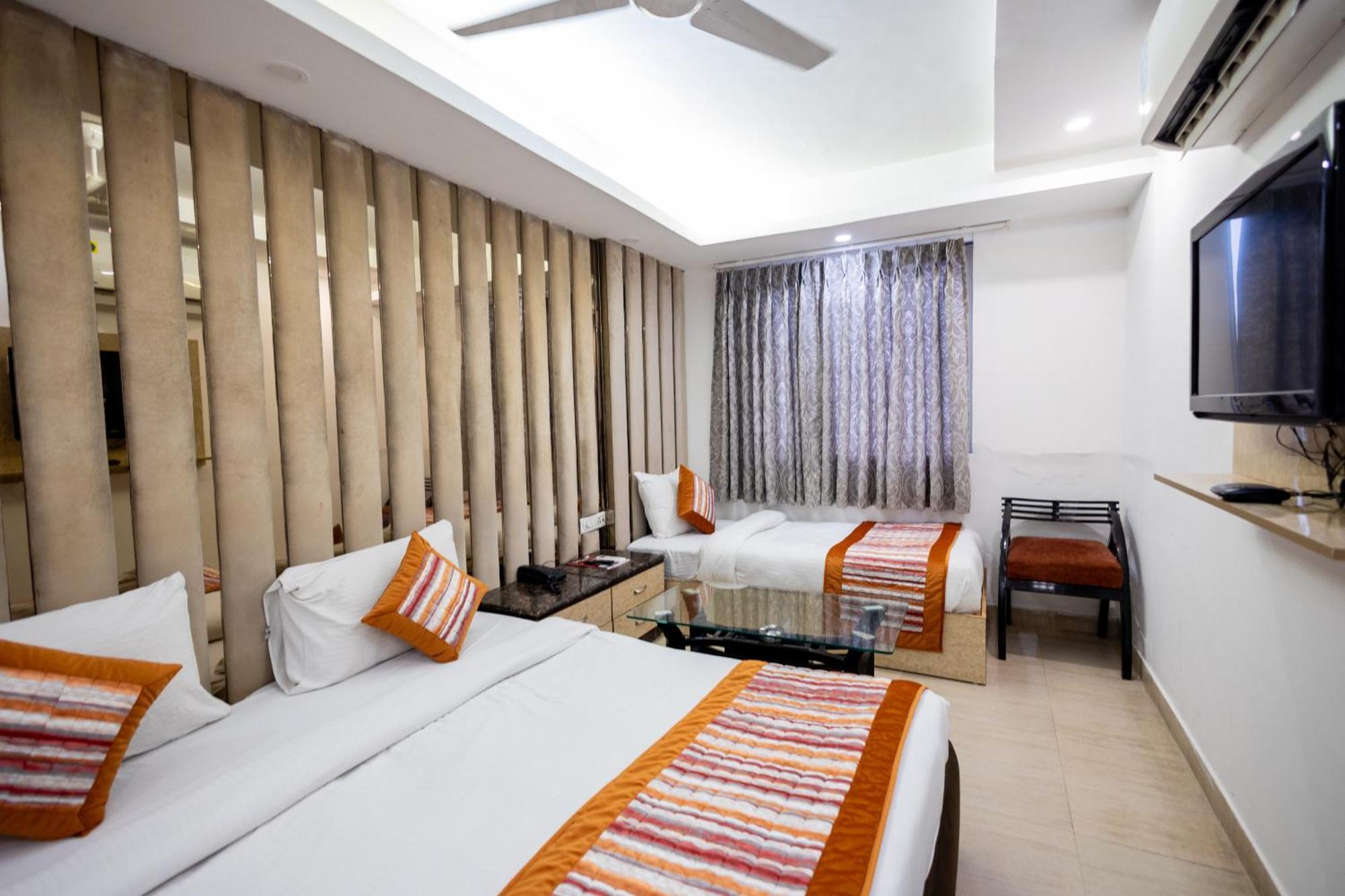 Hotel The Gold Inn - Karol Bagh Delhi Dış mekan fotoğraf