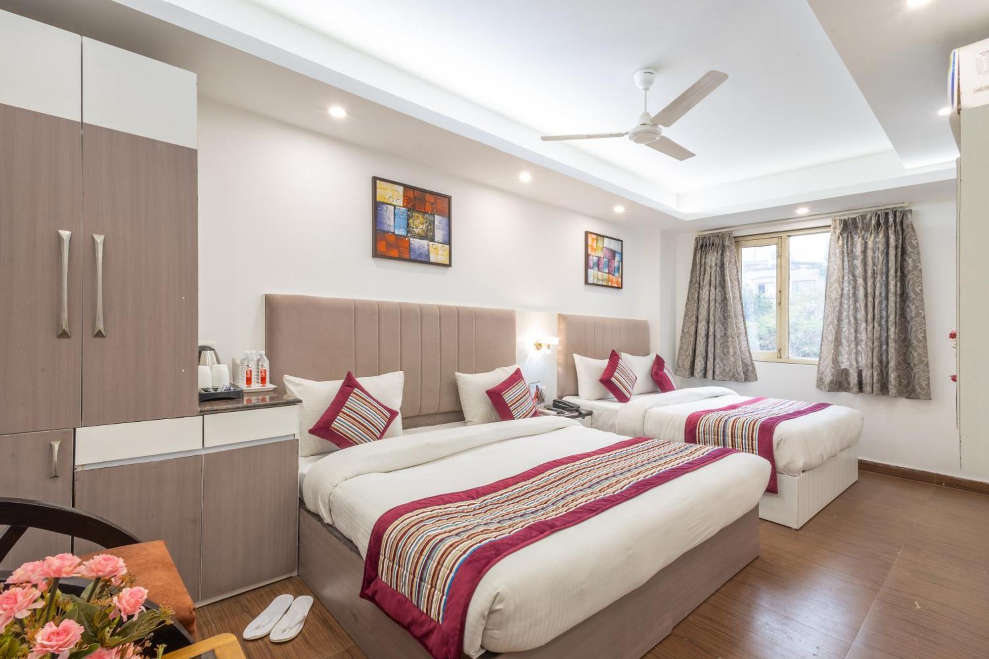 Hotel The Gold Inn - Karol Bagh Delhi Dış mekan fotoğraf