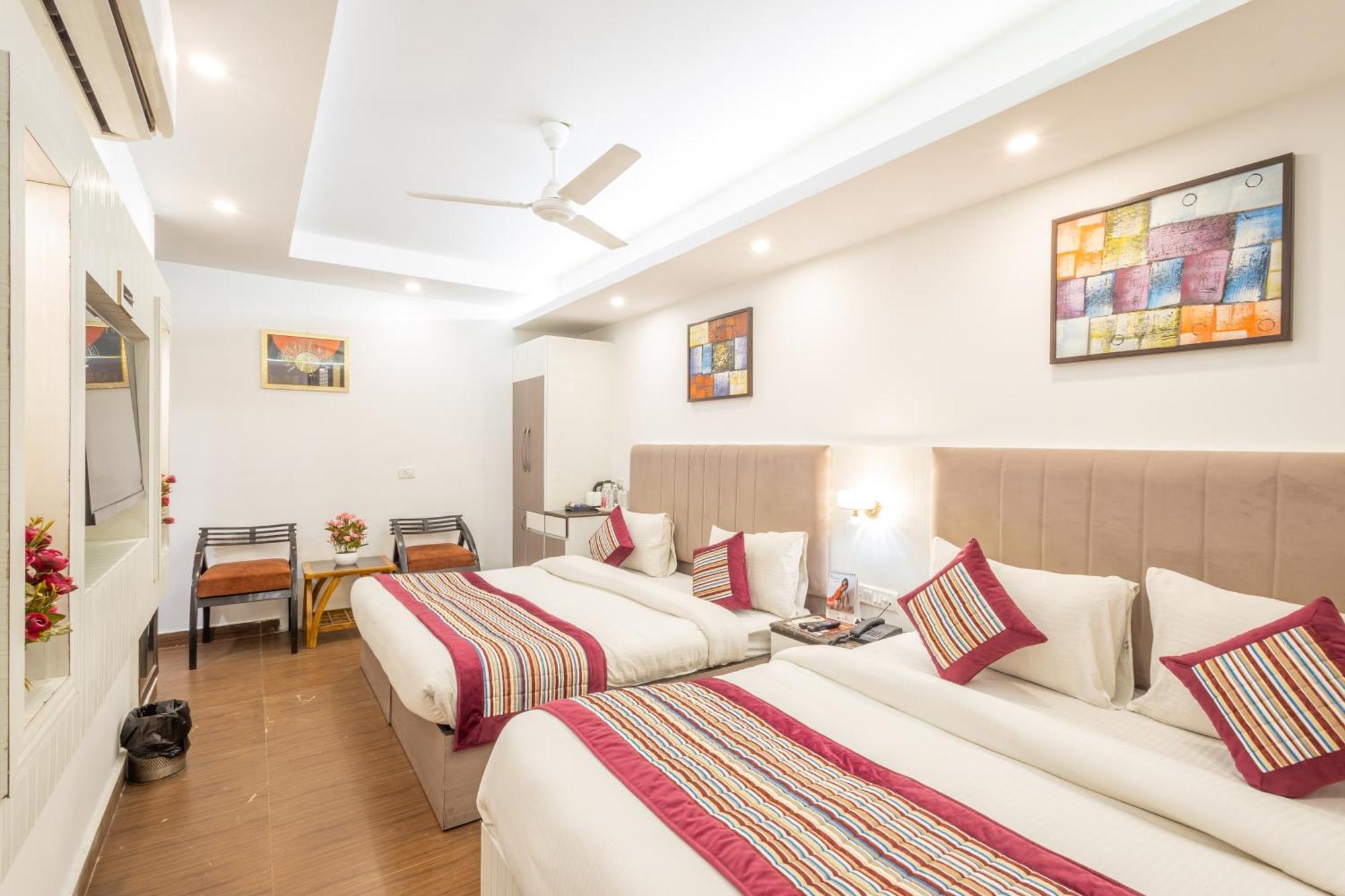 Hotel The Gold Inn - Karol Bagh Delhi Dış mekan fotoğraf