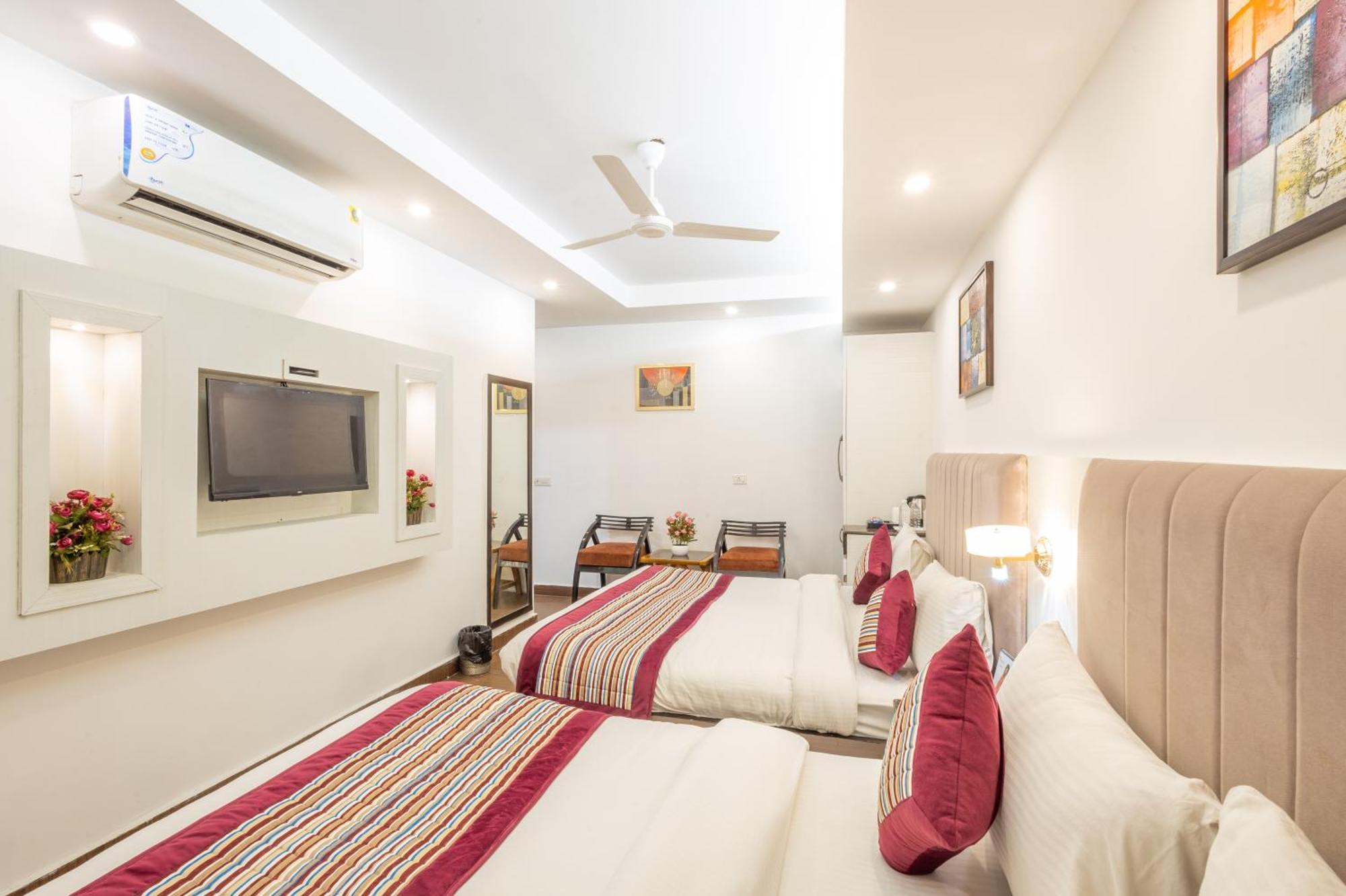 Hotel The Gold Inn - Karol Bagh Delhi Dış mekan fotoğraf